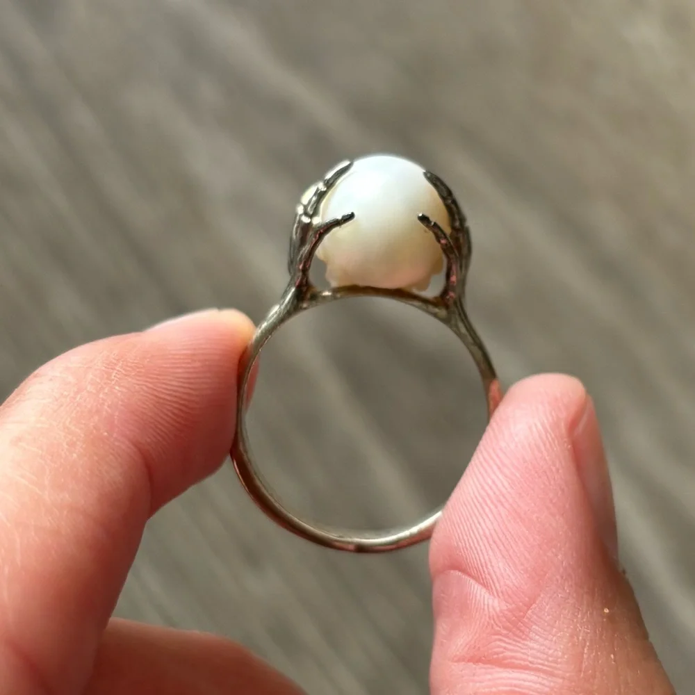 Pearl Skull Ring with box and bracelet - Picture 3 of 14